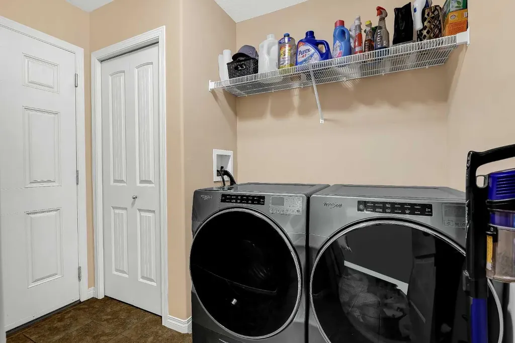 8837 89 Avenue Grande Prairie AB T8X0C6