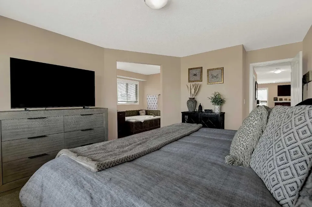 8837 89 Avenue Grande Prairie AB T8X0C6