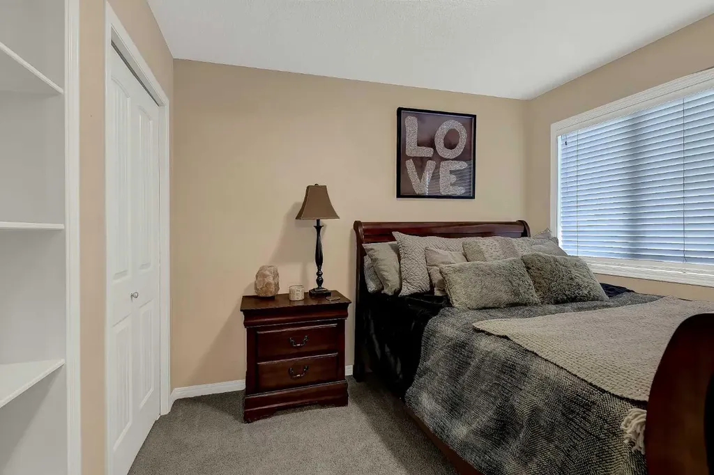8837 89 Avenue Grande Prairie AB T8X0C6