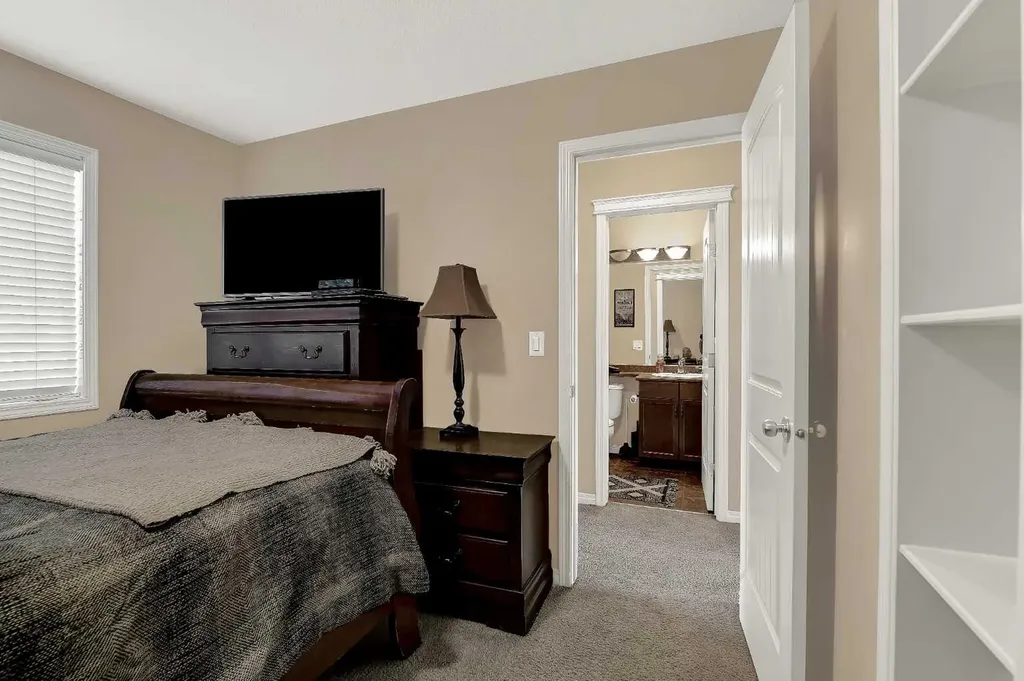 8837 89 Avenue Grande Prairie AB T8X0C6