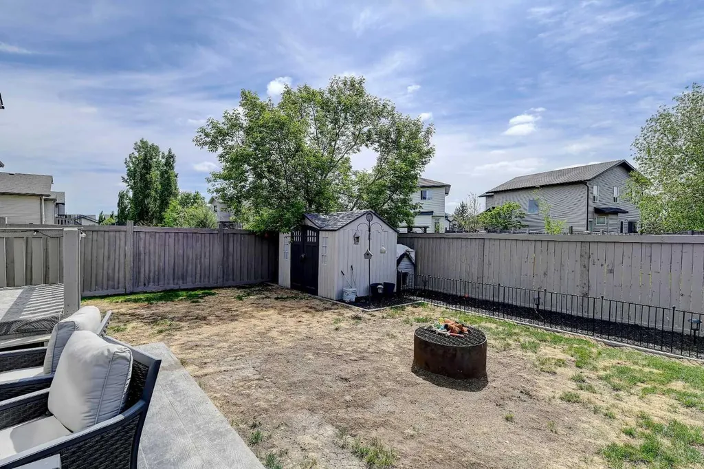 8837 89 Avenue Grande Prairie AB T8X0C6