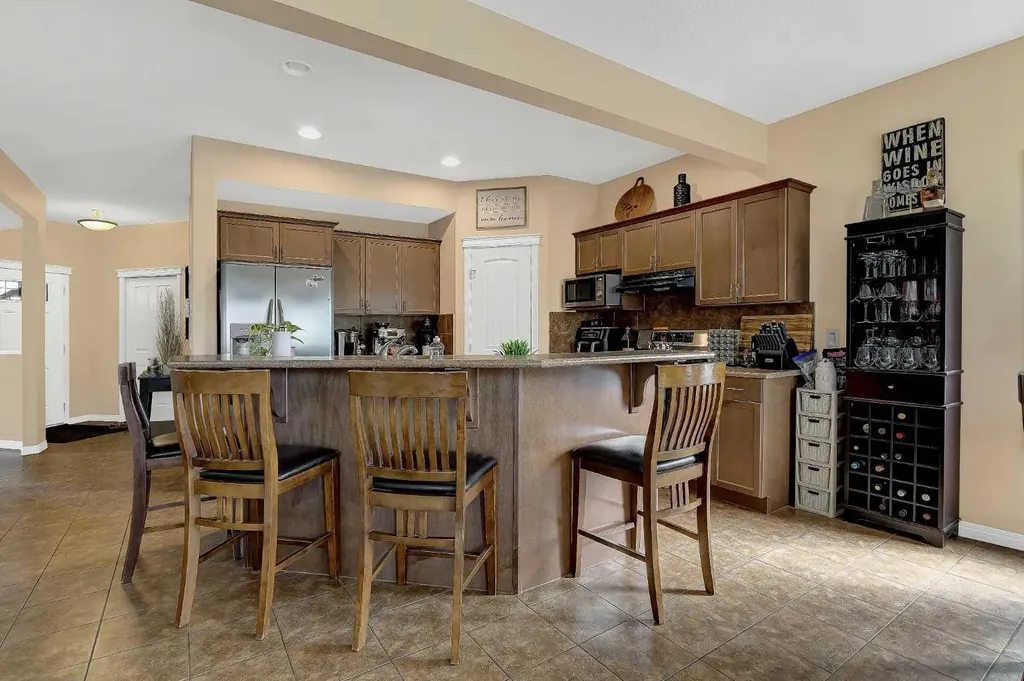 8837 89 Avenue Grande Prairie AB T8X0C6
