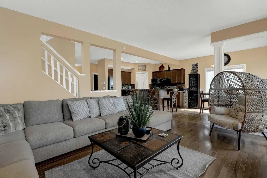 8837 89 Avenue Grande Prairie AB T8X0C6