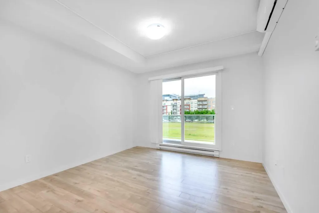 20 Seton Park SE Calgary AB T3M 2V4