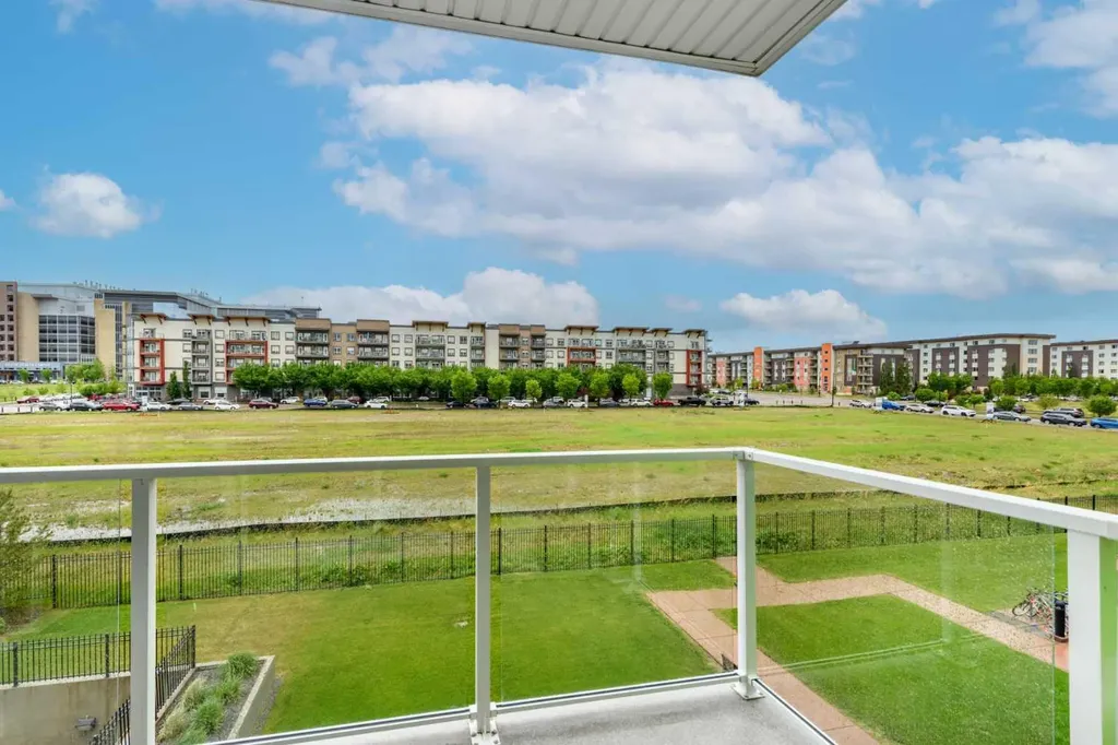 20 Seton Park SE Calgary AB T3M 2V4
