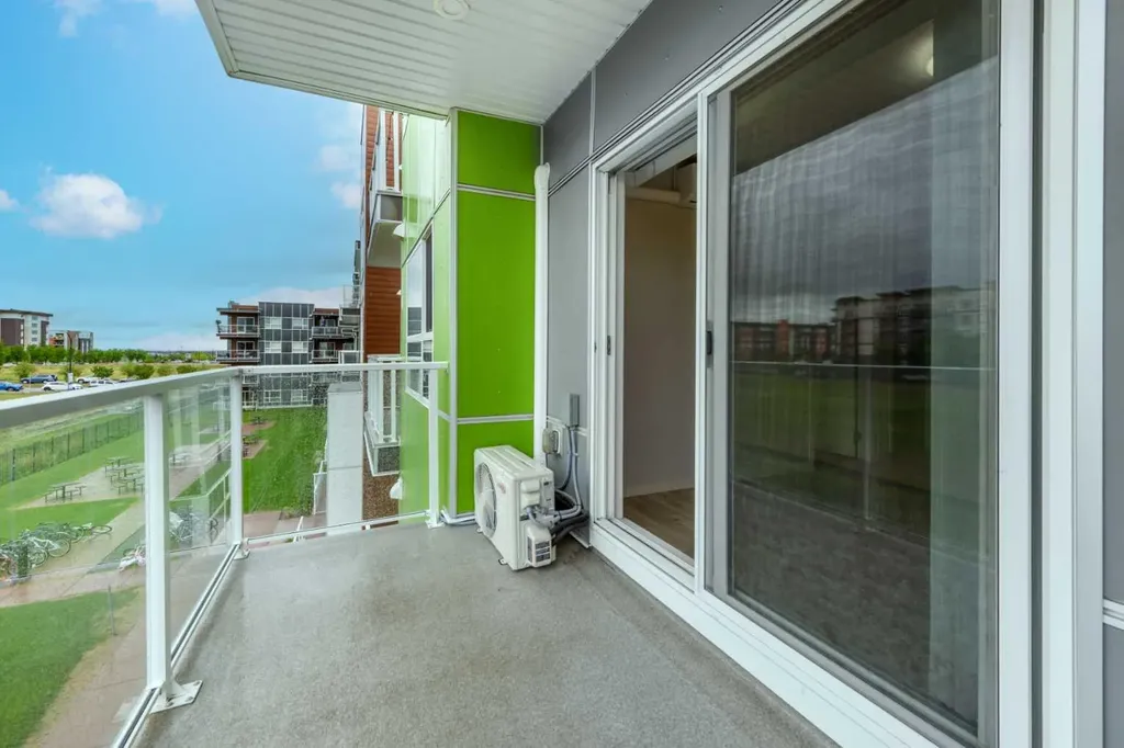 20 Seton Park SE Calgary AB T3M 2V4