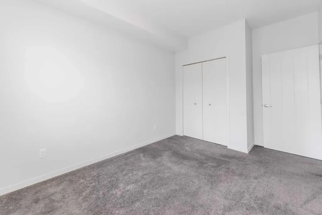 20 Seton Park SE Calgary AB T3M 2V4