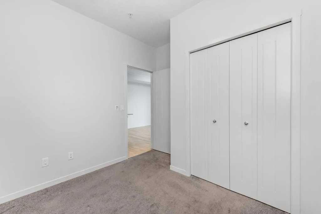 20 Seton Park SE Calgary AB T3M 2V4