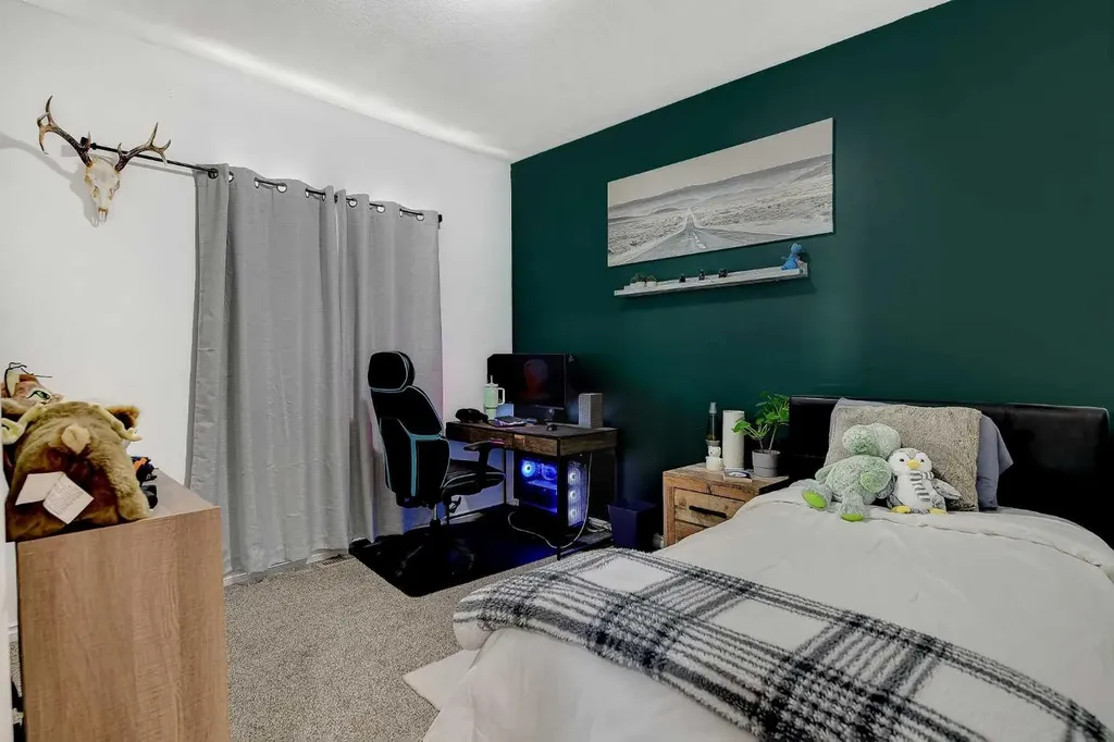 10228 94 Street Sexsmith AB T0H3C0