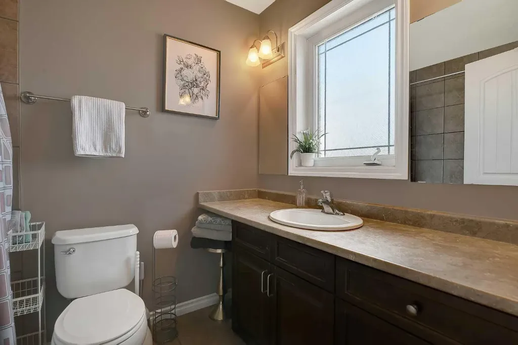 10228 94 Street Sexsmith AB T0H3C0