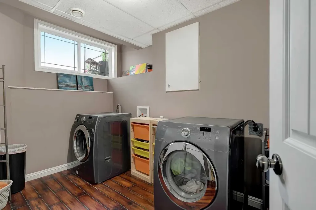 10228 94 Street Sexsmith AB T0H3C0