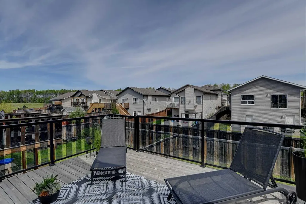 10228 94 Street Sexsmith AB T0H3C0