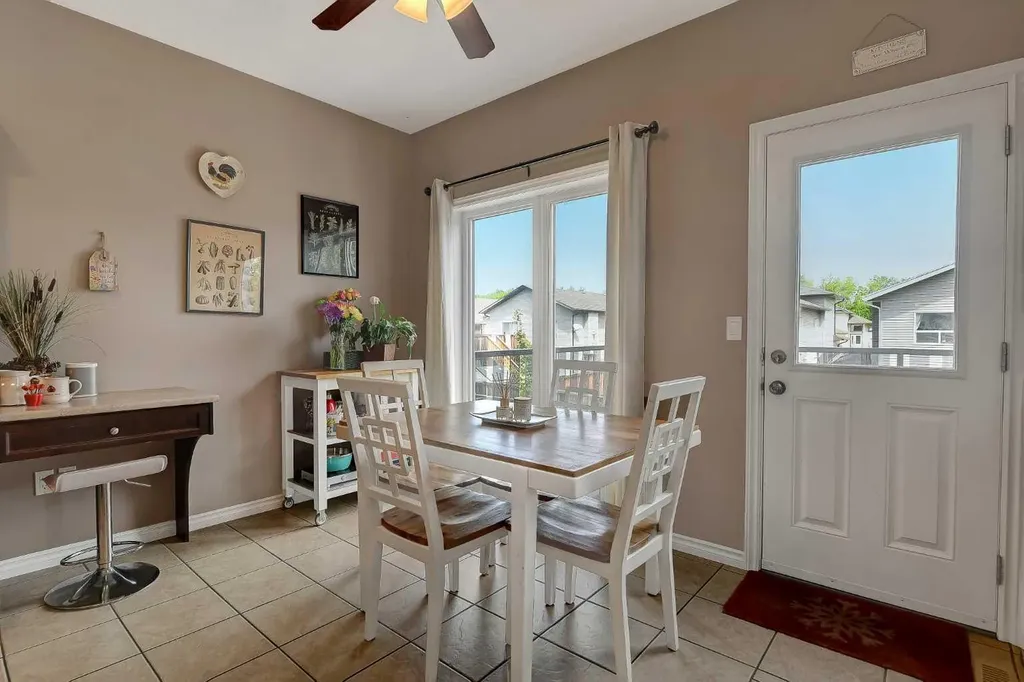 10228 94 Street Sexsmith AB T0H3C0