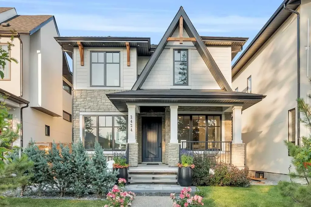 2424 35 Street SW Calgary AB T3E 2Y1
