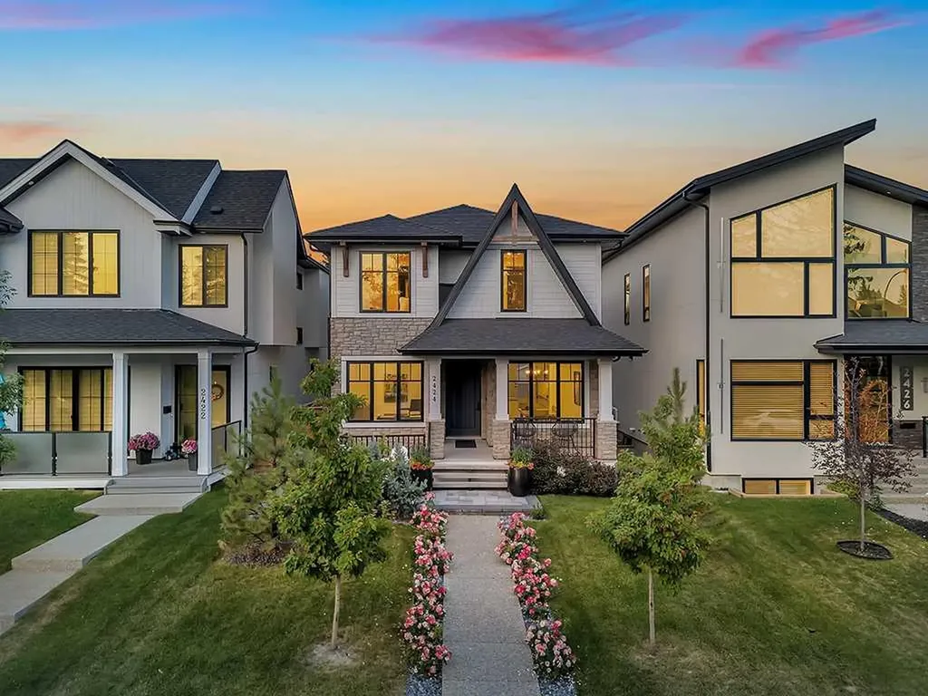 2424 35 Street SW Calgary AB T3E 2Y1