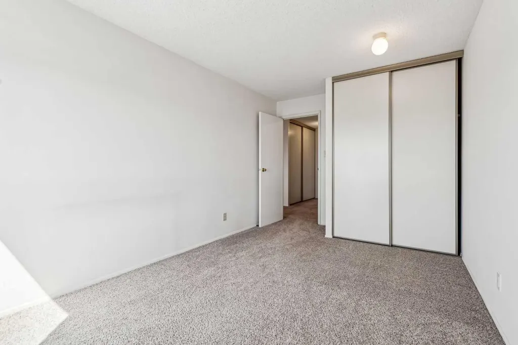 924 14 Avenue SW Calgary AB T2R 0N7