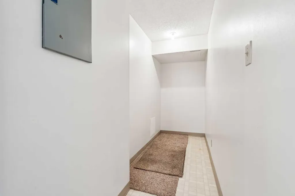 924 14 Avenue SW Calgary AB T2R 0N7
