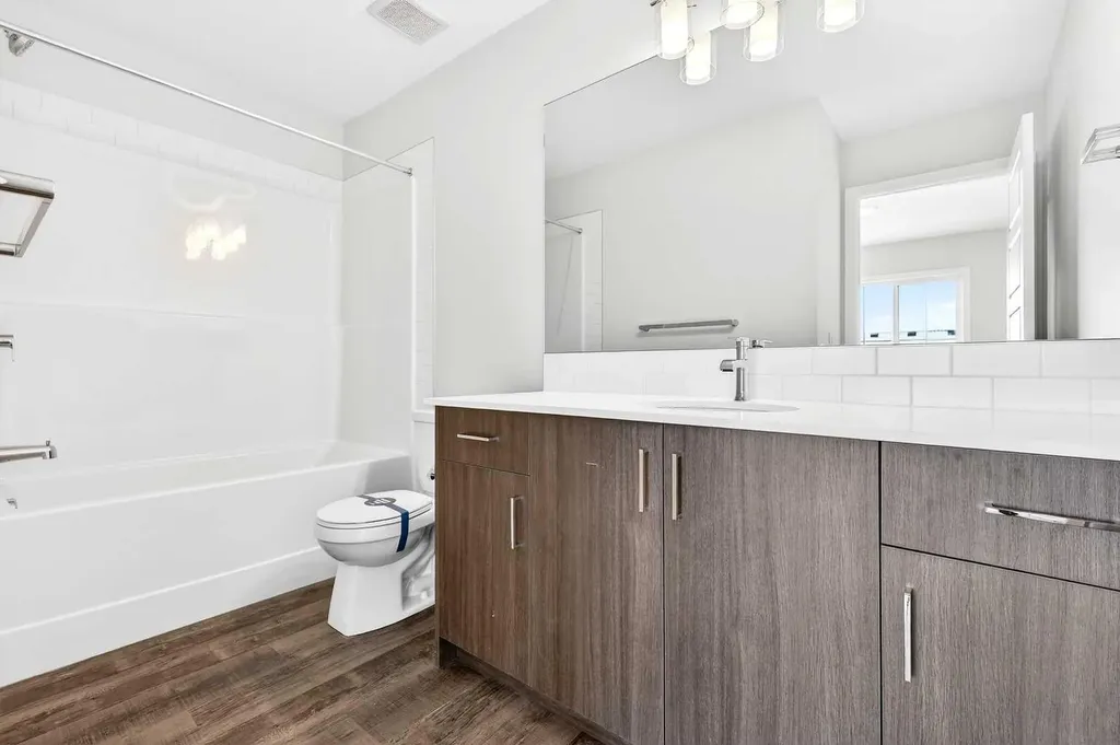 1750 Rangeview Drive SE Calgary AB T3S 0X3