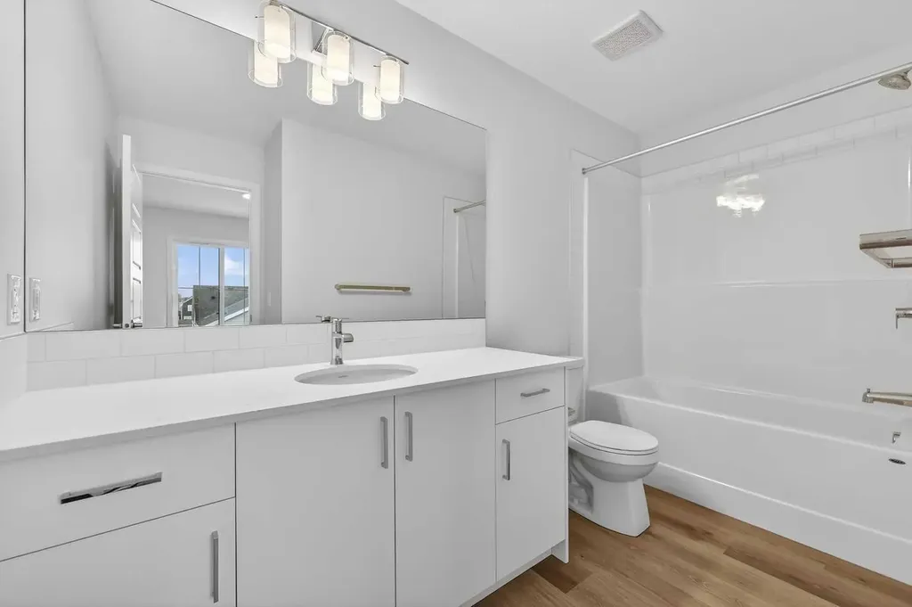 1750 Rangeview Drive SE Calgary AB T3S 0X3