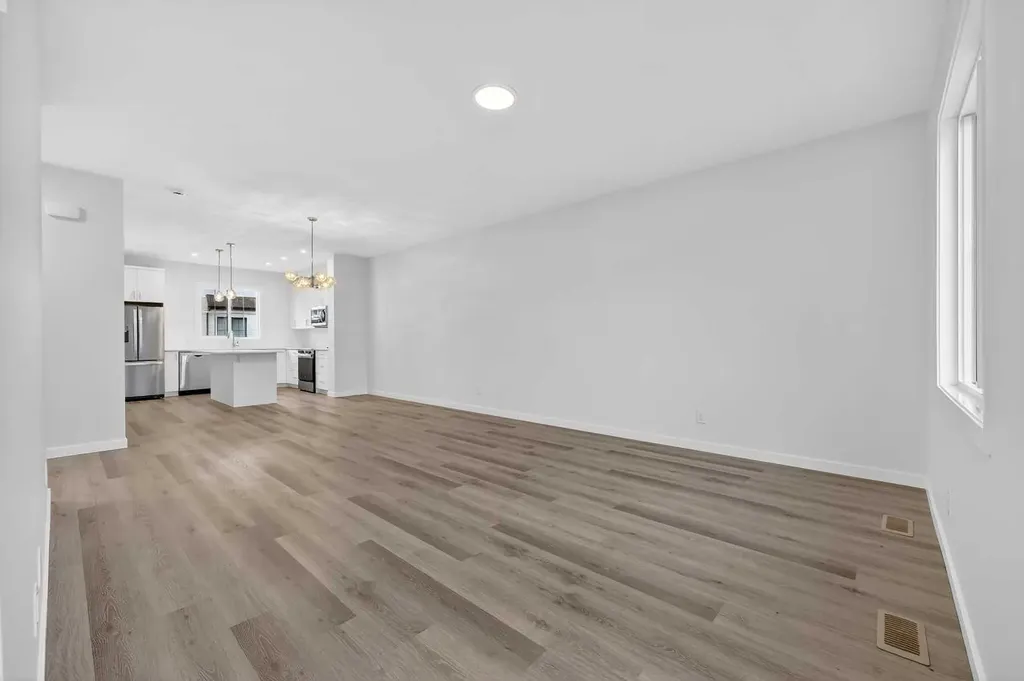 1750 Rangeview Drive SE Calgary AB T3S 0X3