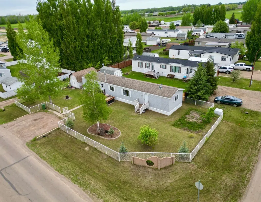 10502 102 Street La Crete AB T0H2H0