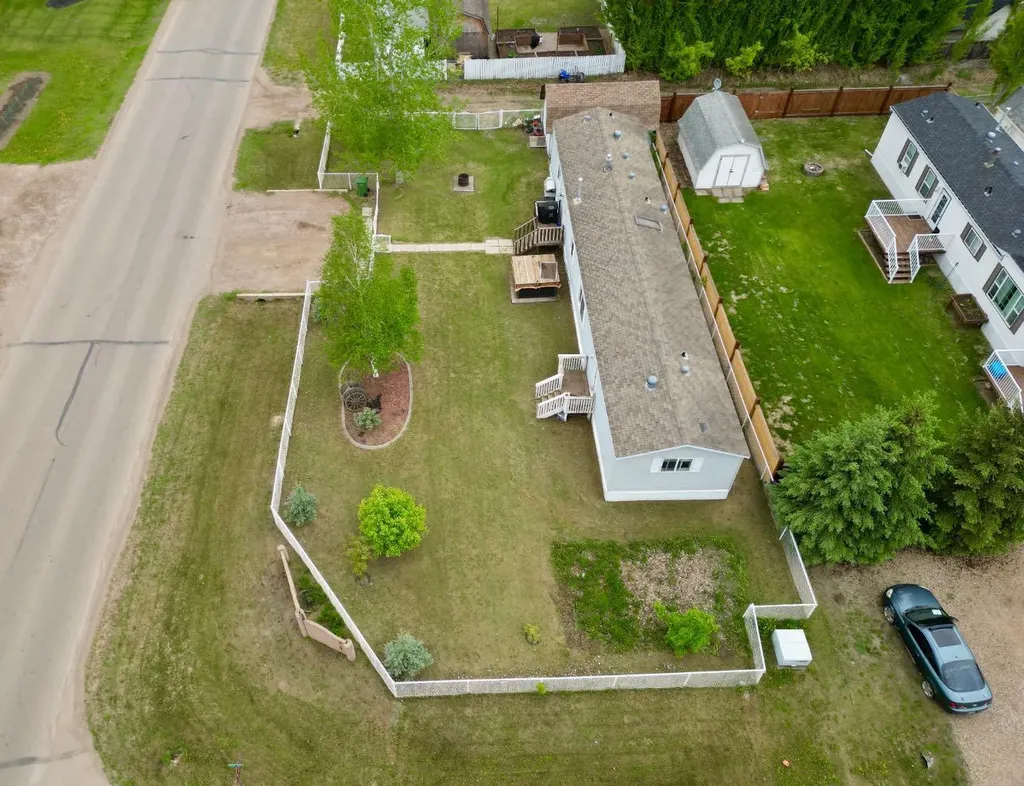 10502 102 Street La Crete AB T0H2H0