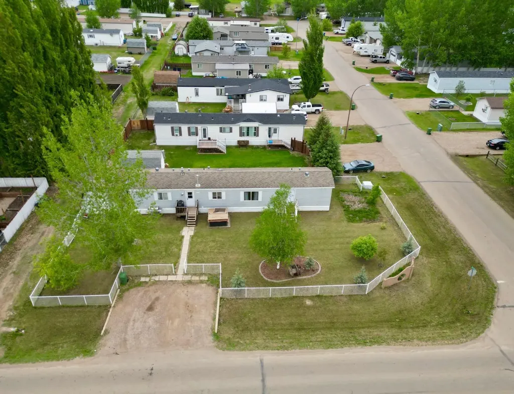 10502 102 Street La Crete AB T0H2H0
