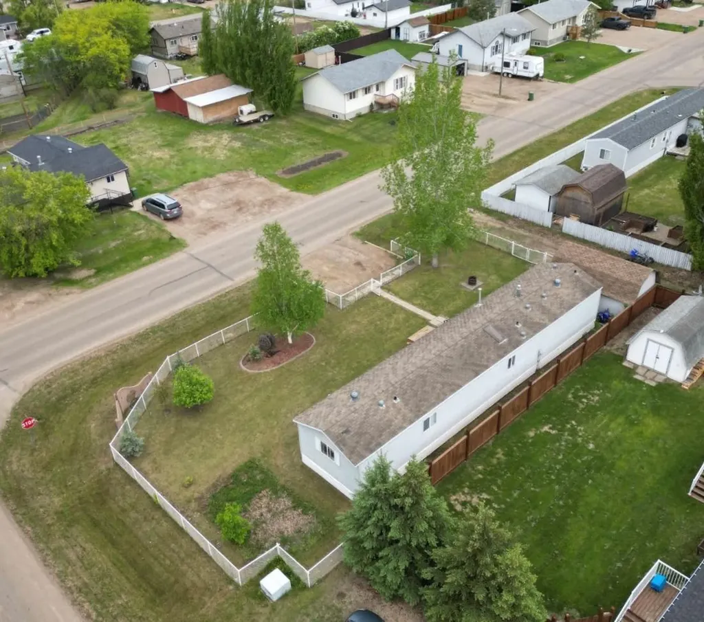 10502 102 Street La Crete AB T0H2H0