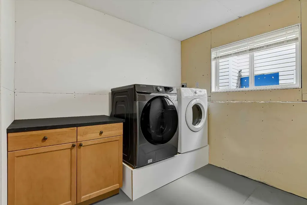 6329 87 Street Grande Prairie AB T8W0A6