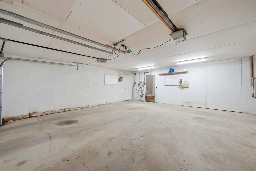 803 Millar Road NE Calgary AB T2E 5Z6