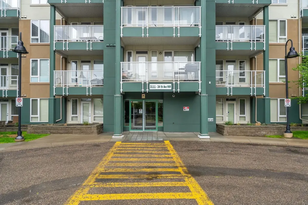 3111 34 Avenue NW Calgary AB T2L 0Y2