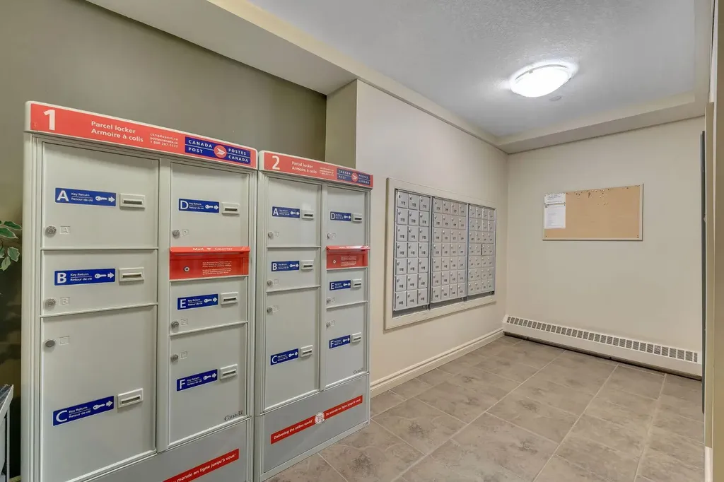 3111 34 Avenue NW Calgary AB T2L 0Y2