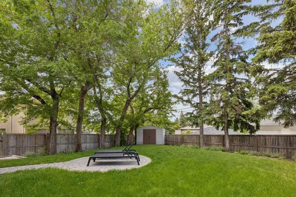 2641 21 Street SW Calgary AB T2T 5A9