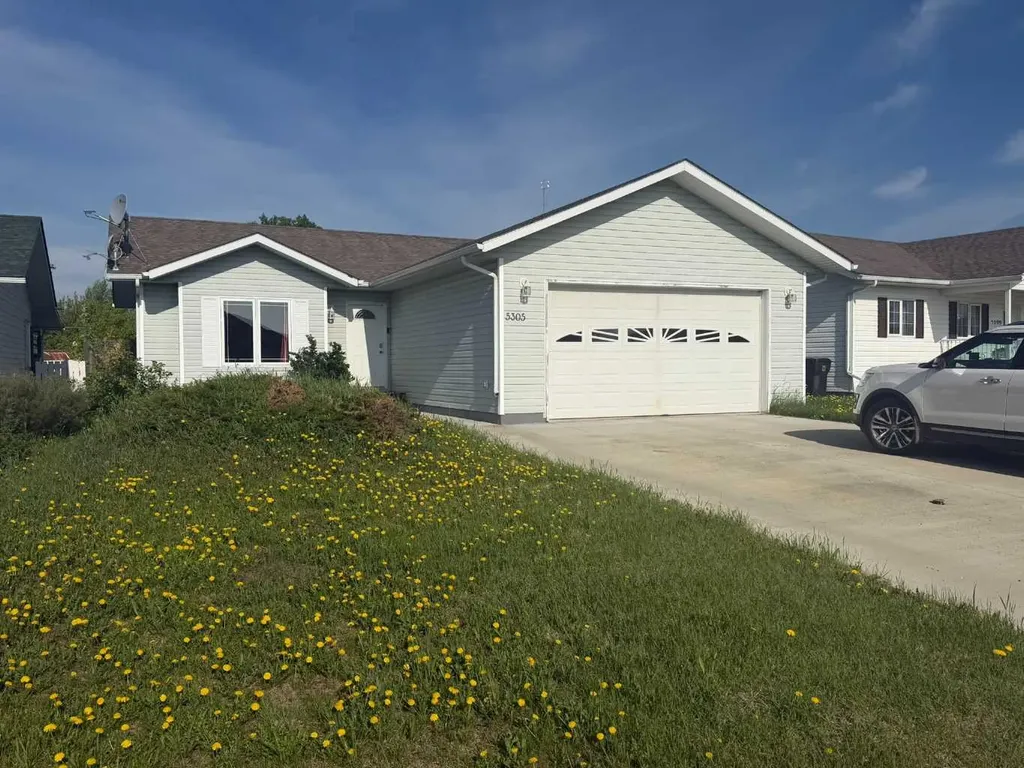 5305 45 Street Grimshaw AB T0H 1W0