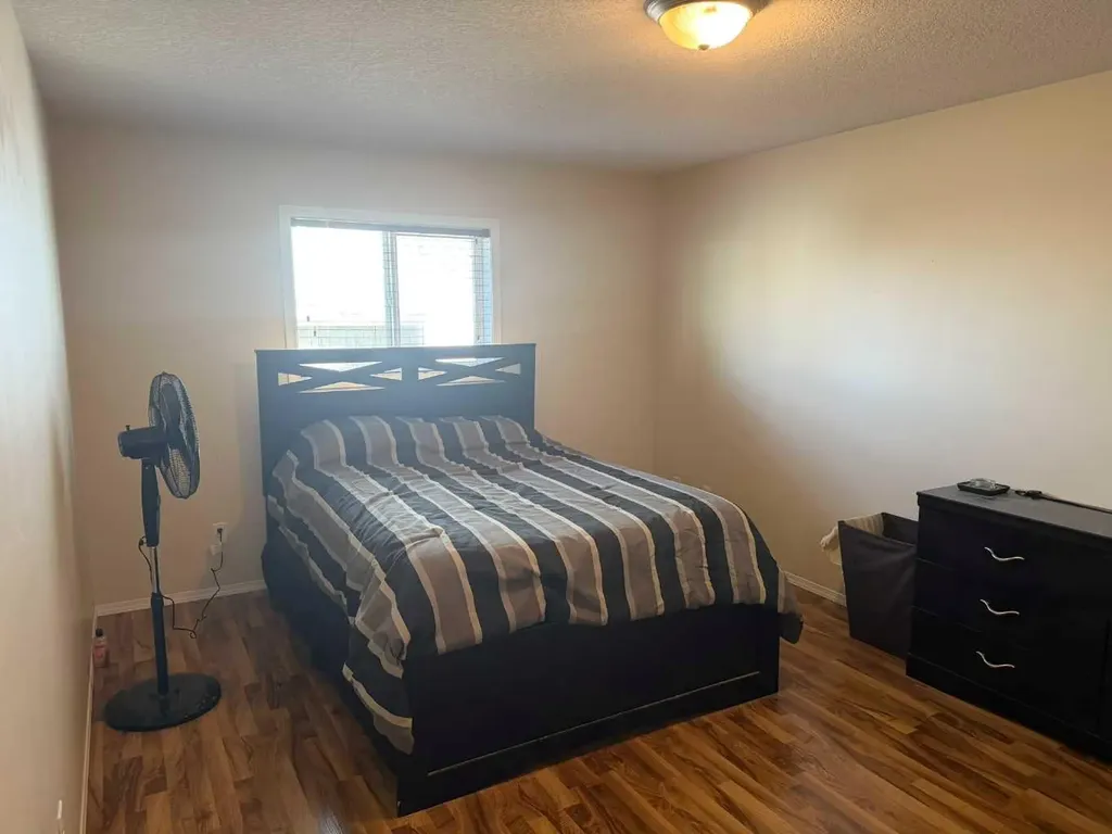 5305 45 Street Grimshaw AB T0H 1W0