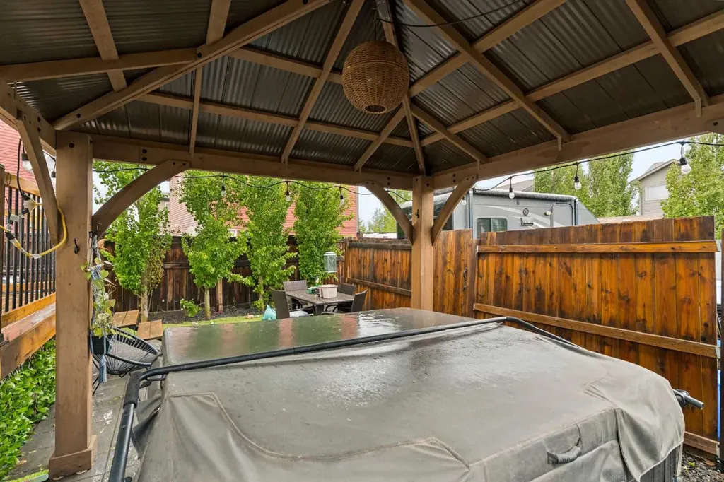 74 Autumn Crescent SE Calgary AB T3M 0P5