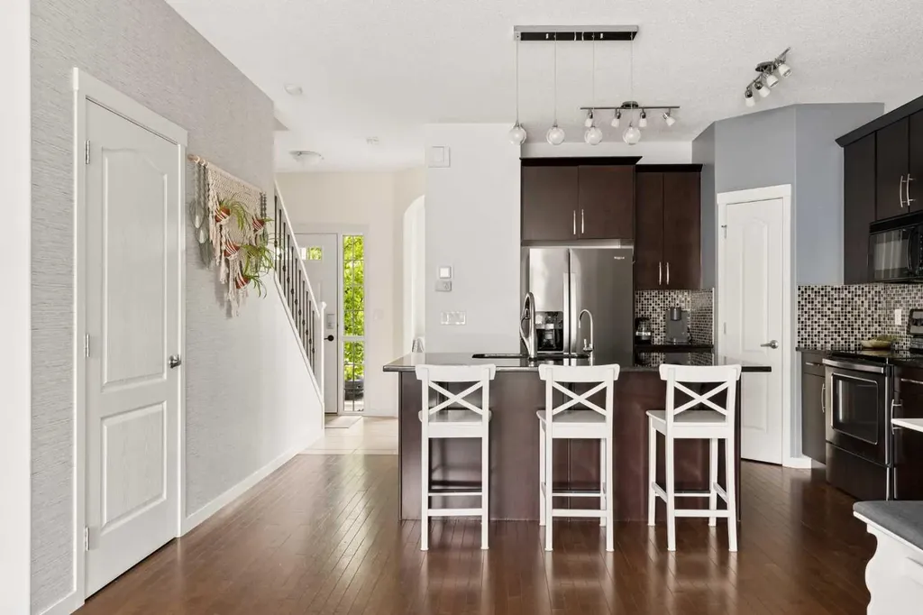 74 Autumn Crescent SE Calgary AB T3M 0P5