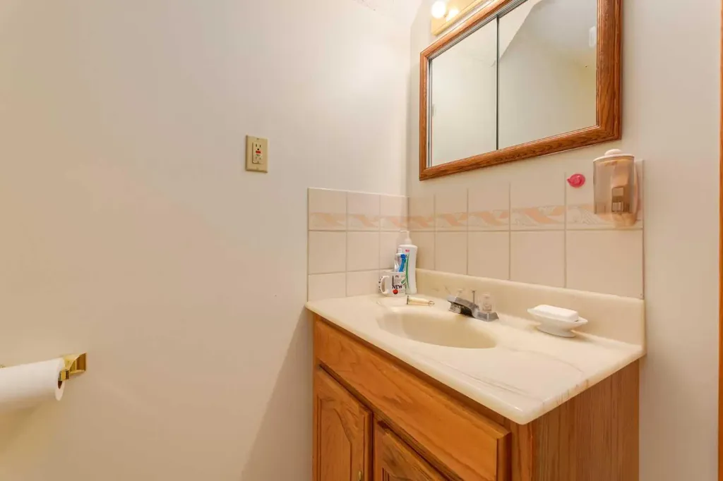 183 Edgevalley Circle NW Calgary AB T3A 4X8
