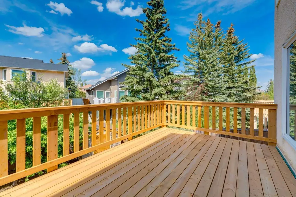 183 Edgevalley Circle NW Calgary AB T3A 4X8