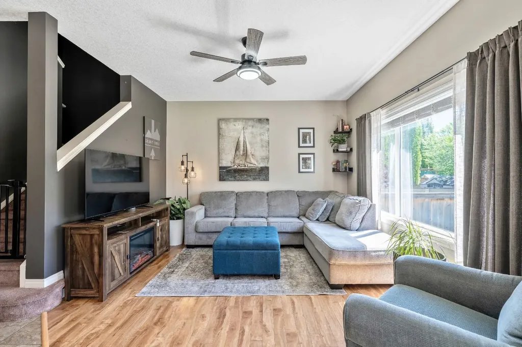 106 West Pointe Court Cochrane AB T4C 0B9