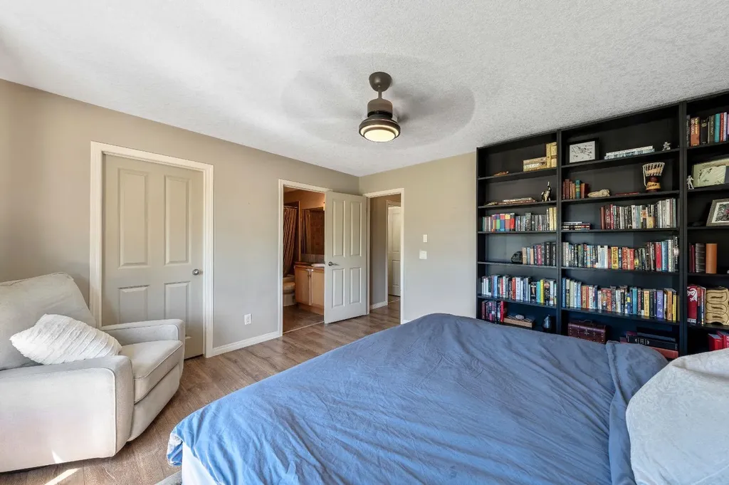 106 West Pointe Court Cochrane AB T4C 0B9