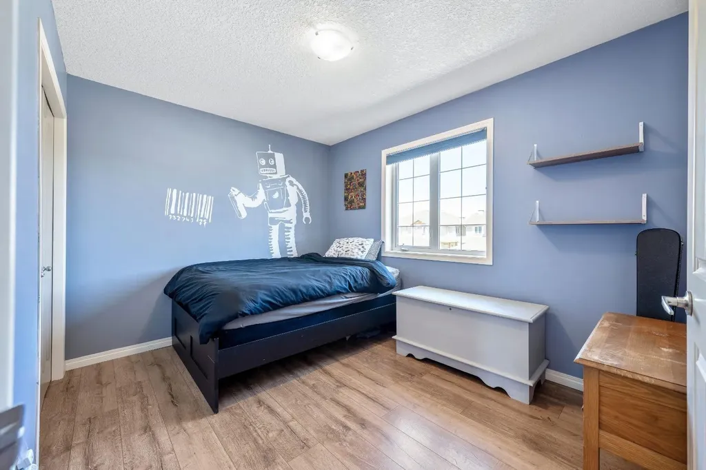 106 West Pointe Court Cochrane AB T4C 0B9