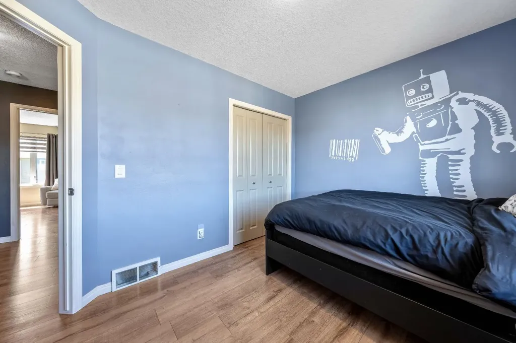 106 West Pointe Court Cochrane AB T4C 0B9