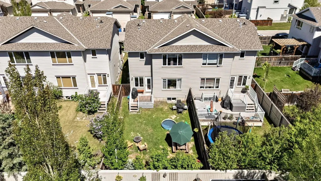 106 West Pointe Court Cochrane AB T4C 0B9
