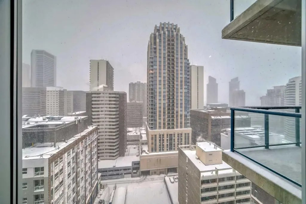 920 5 Avenue SW Calgary AB T2P 0X2