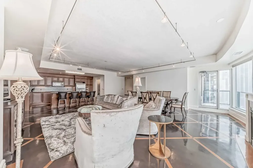 920 5 Avenue SW Calgary AB T2P 0X2