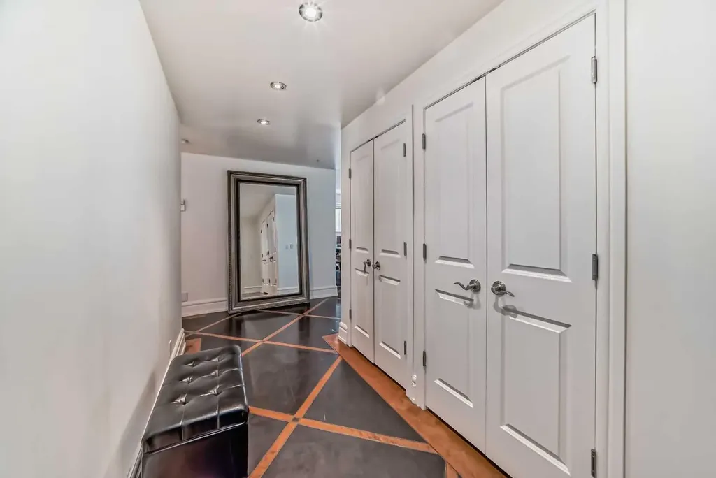 920 5 Avenue SW Calgary AB T2P 0X2
