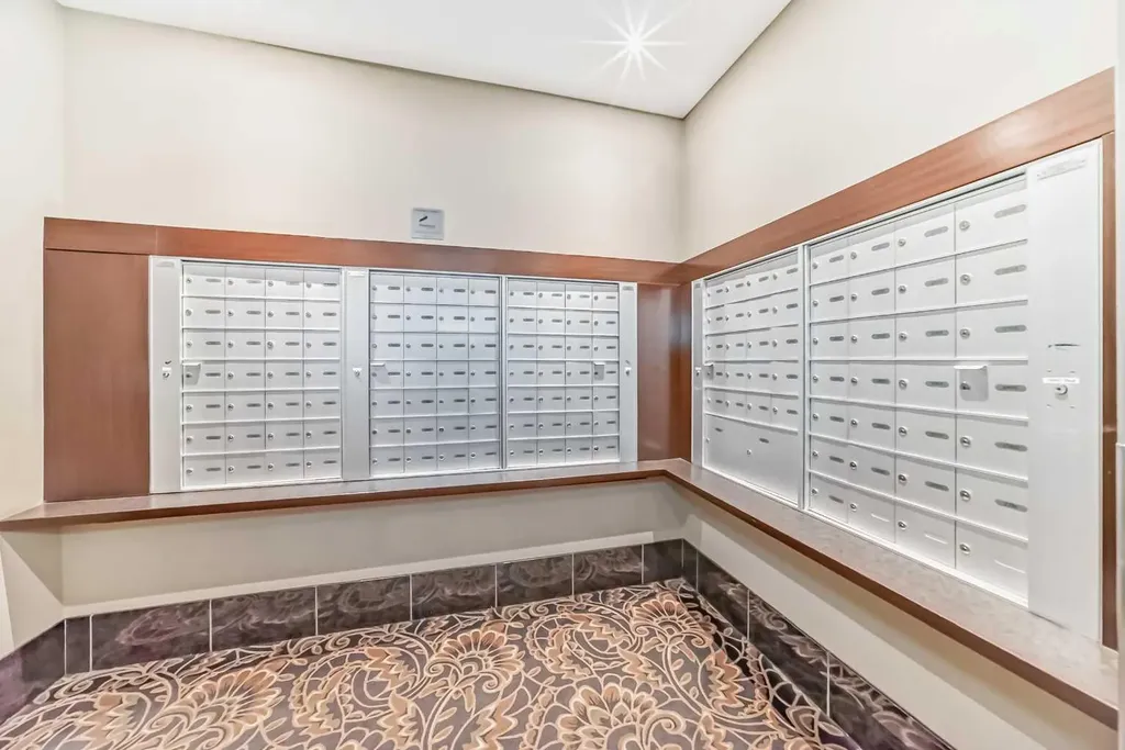 920 5 Avenue SW Calgary AB T2P 0X2