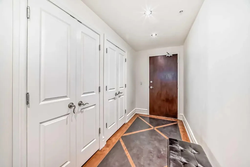 920 5 Avenue SW Calgary AB T2P 0X2