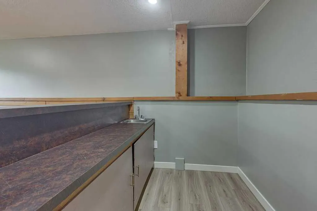 35 Gish Street Red Deer AB T4P 2N7